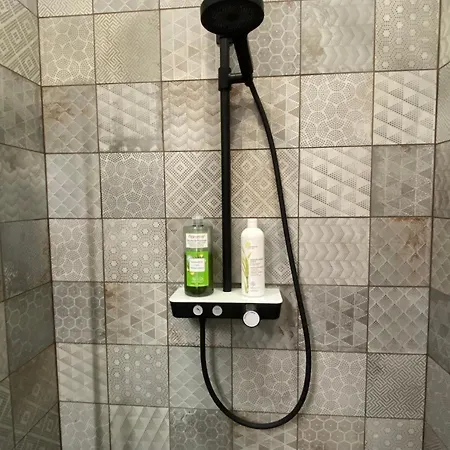 Id-home Tour De Bretagne דירה *